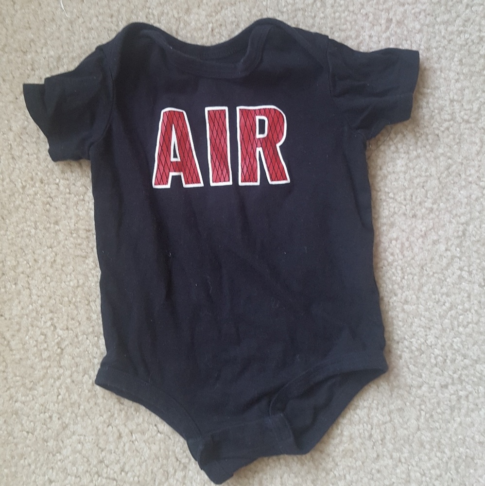 Air Jordan Onesie (boys 12mo)